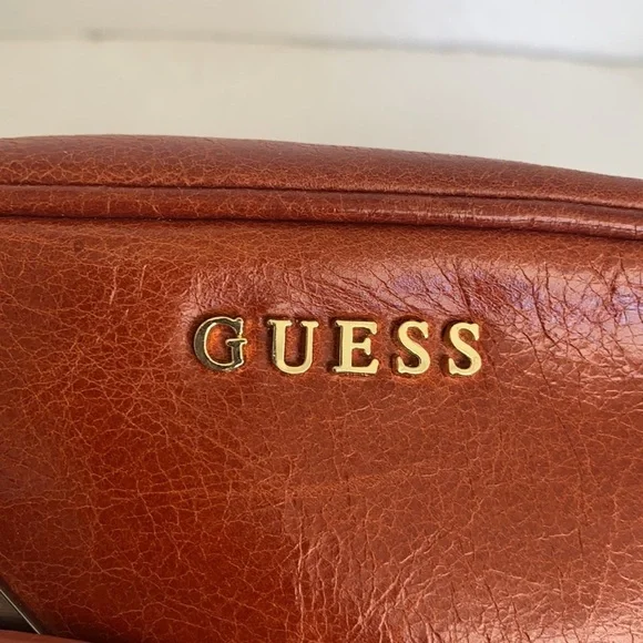 New GUESS Mens Brown Leather Messenger Bag - Picture 3 of 9